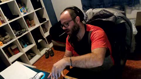 Snapshot of ravingr3d3 chatting on January 3, 11:55 pm ravingr3d3 online show from January 3, 11:55 pm