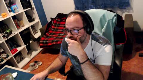 Snapshot of ravingr3d3 chatting on January 30, 11:45 pm ravingr3d3 online show from January 30, 11:45 pm