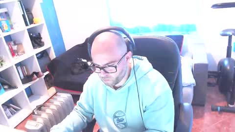 Snapshot of ravingr3d3 chatting on February 25, 10:58 am ravingr3d3 online show from February 25, 10:58 am