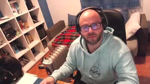 Snapshot of ravingr3d3 chatting on March 10, 10:55 pm ravingr3d3 online show from March 10, 10:55 pm