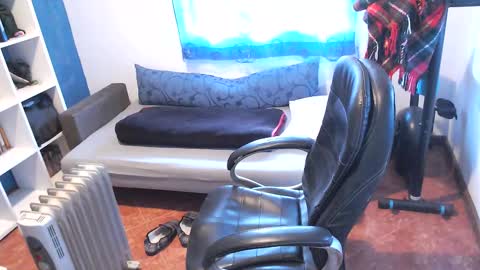 Snapshot of ravingr3d3 chatting on March 12, 11:09 am ravingr3d3 online show from March 12, 11:09 am