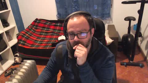 Snapshot of ravingr3d3 chatting on February 7, 10:52 pm ravingr3d3 online show from February 7, 10:52 pm