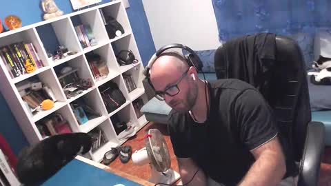 Snapshot of ravingr3d3 chatting on October 20, 9:19 pm ravingr3d3 online show from October 20, 9:19 pm