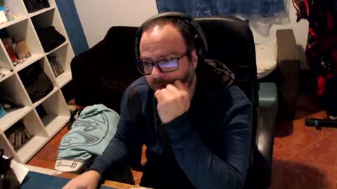 Snapshot of ravingr3d3 chatting on February 5, 10:01 pm ravingr3d3 online show from February 5, 10:01 pm