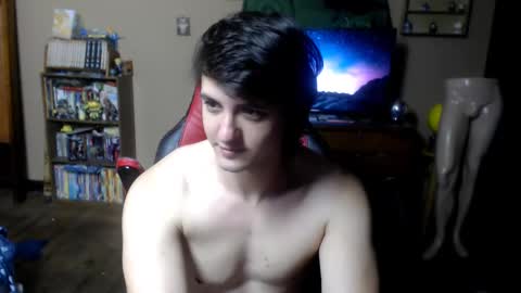 Snapshot of rawbierotten chatting on October 13, 11:33 pm Robby Rotten online show from October 13, 11:33 pm