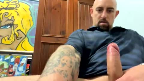 Down under guy online show from May 22, 3:44 am