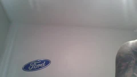 Snapshot of rawdogrobert39 chatting on October 4, 6:13 pm rawdogrobert39 online show from October 4, 6:13 pm