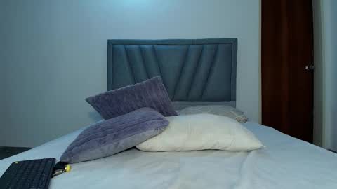 Ray online show from March 21, 6:23 pm