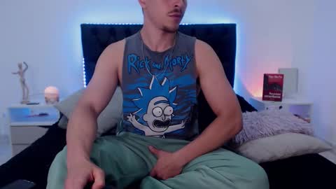 Snapshot of ray_weed chatting on October 20, 11:08 pm Ray online show from October 20, 11:08 pm