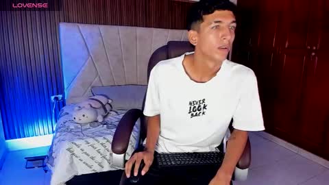 rayan_daivis online show from October 10, 12:10 pm