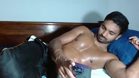 Snapshot of rayannzz chatting on January 30, 1:31 pm eyan online show from January 30, 1:31 pm
