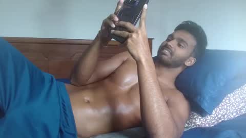 Snapshot of rayannzz chatting on January 17, 5:00 am eyan online show from January 17, 5:00 am