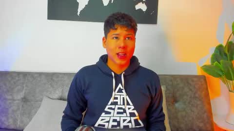 rayden_boy online show from June 7, 12:12 pm