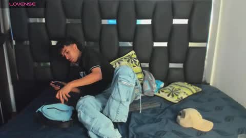 Rayn online show from February 4, 7:58 am