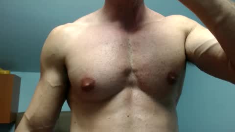 razorramon13 online show from April 27, 5:52 pm