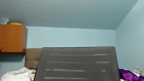 razorramon13 online show from April 23, 12:29 pm