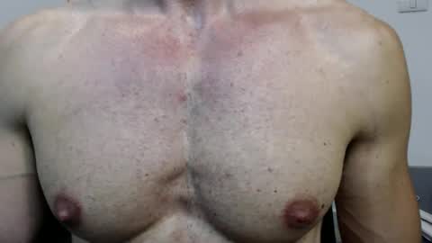 Snapshot of razorramon13 chatting on December 30, 8:54 am razorramon13 online show from December 30, 8:54 am