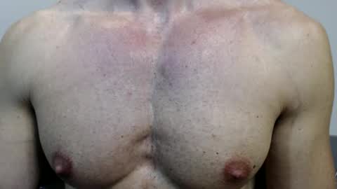 Snapshot of razorramon13 chatting on December 10, 2:57 am razorramon13 online show from December 10, 2:57 am