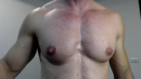 Snapshot of razorramon13 chatting on January 4, 8:17 am razorramon13 online show from January 4, 8:17 am