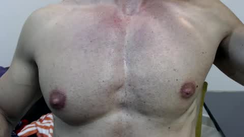 Snapshot of razorramon13 chatting on December 12, 7:19 am razorramon13 online show from December 12, 7:19 am