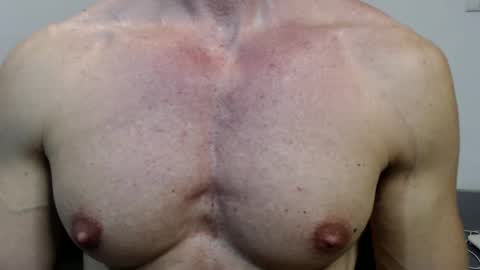 Snapshot of razorramon13 chatting on December 10, 2:39 pm razorramon13 online show from December 10, 2:39 pm