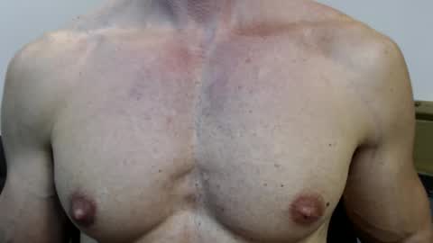 Snapshot of razorramon13 chatting on December 6, 8:48 am razorramon13 online show from December 6, 8:48 am