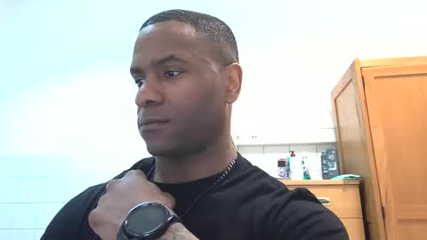 Rey online show from April 11, 5:27 pm