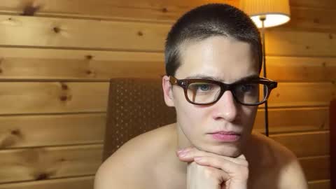 AliceEve online show from December 20, 1:29 pm