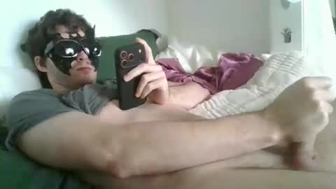 realzademeadows online show from April 21, 12:11 pm