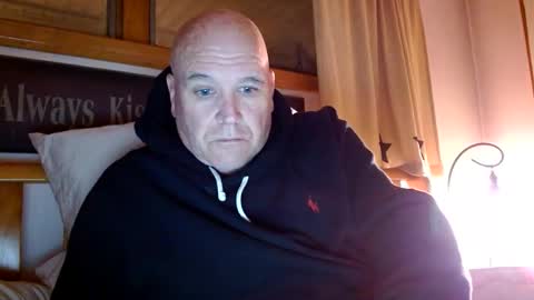 Mtn. Man online show from November 7, 2:48 am