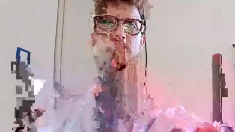 red_dragon1994 online show from May 2, 2:09 pm