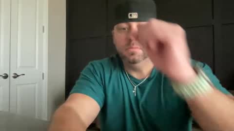 Snapshot of redbull1414 chatting on January 26, 3:47 pm RedBull online show from January 26, 3:47 pm