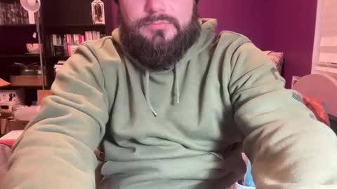 redrover69420 online show from December 2, 12:03 am