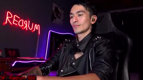 Snapshot of redrum_696 chatting on September 18, 4:31 pm Red online show from September 18, 4:31 pm