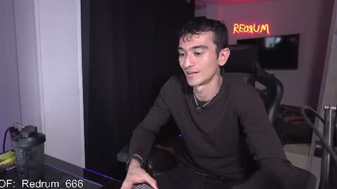 Red online show from June 15, 2:25 am
