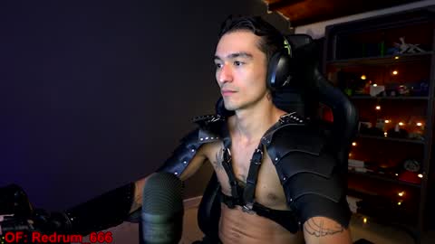 Snapshot of redrum_696 chatting on January 7, 3:16 am Red online show from January 7, 3:16 am