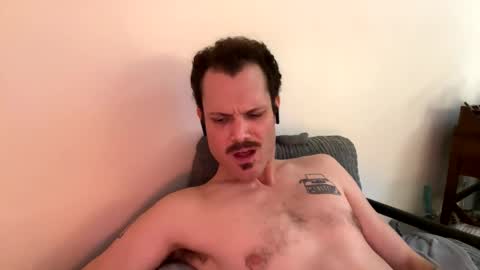 Snapshot of reed_thomas chatting on December 25, 1:20 am Reed Thomas online show from December 25, 1:20 am