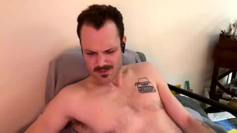 Snapshot of reed_thomas chatting on February 23, 7:17 am Reed Thomas online show from February 23, 7:17 am
