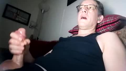 regularguy20 online show from January 18, 11:45 am