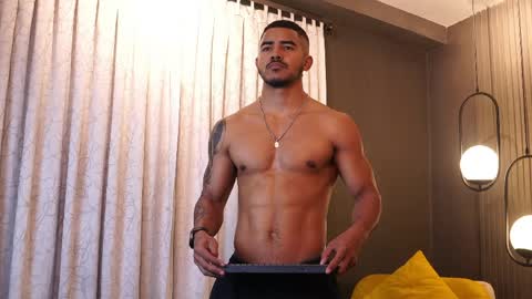 Reik online show from April 29, 12:32 pm