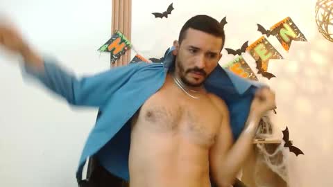   REIKO  online show from October 8, 4:00 pm