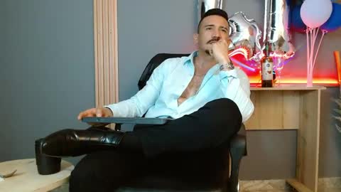   REIKO  online show from April 22, 4:45 pm