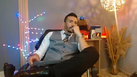   REIKO  online show from April 3, 3:20 pm