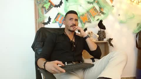   REIKO  online show from October 15, 8:16 pm