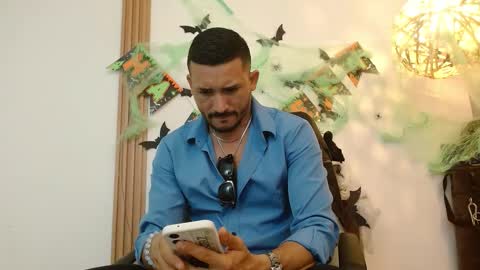   REIKO  online show from October 13, 8:04 pm