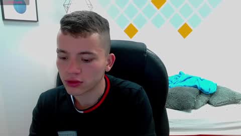 R E N E  online show from January 7, 4:41 am