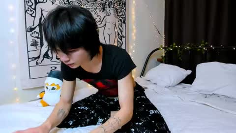 rennuts online show from January 11, 10:07 pm