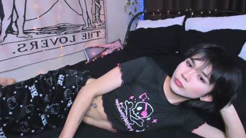 rennuts online show from December 27, 3:06 pm