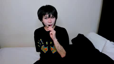 rennuts online show from December 23, 8:33 am