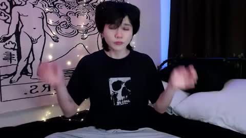 rennuts online show from March 1, 11:28 am
